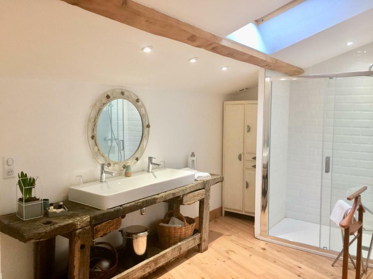 Magnificent Renovated Farmhouse - 10 Min A7 - Leilighet Anneyron Eksteriør bilde